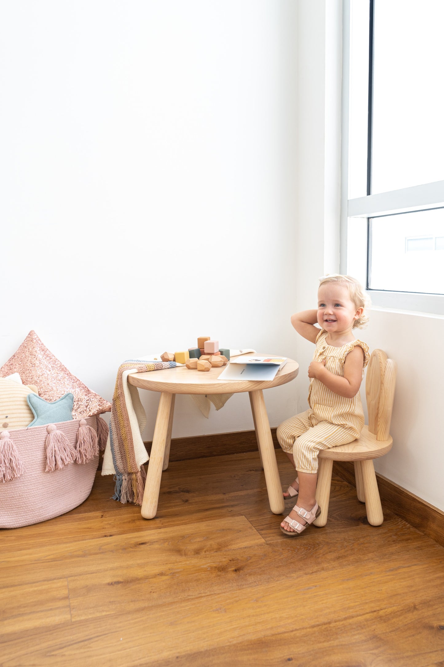 Mesa Bunny 1-3 años